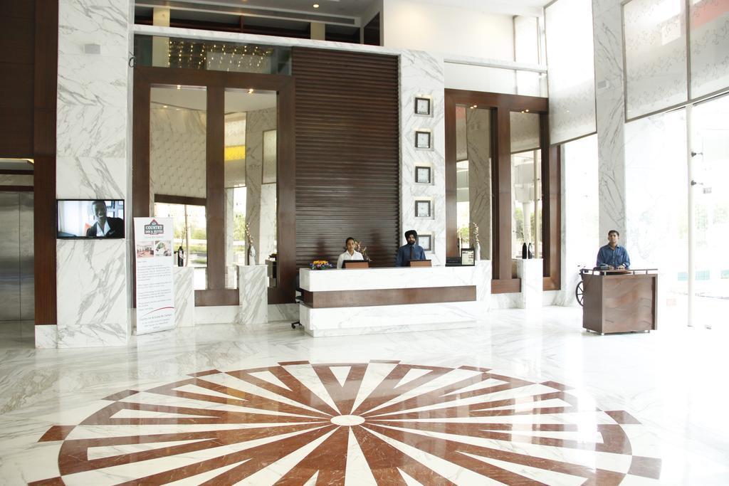 Country Inn & Suites By Radisson, باثيندا المظهر الخارجي الصورة