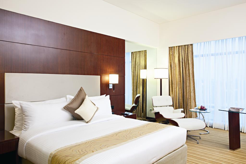 Country Inn & Suites By Radisson, باثيندا المظهر الخارجي الصورة